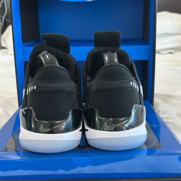nike adapt bb black & blue platinum shoes